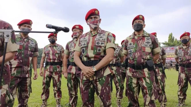 625ab3c51a2b0-viva-militer-danjen-kopassus-brigjen-tni-iwan-setiawan_663_372 Perwira Tinggi TNI yang naik pangkat (Foto: TNI)